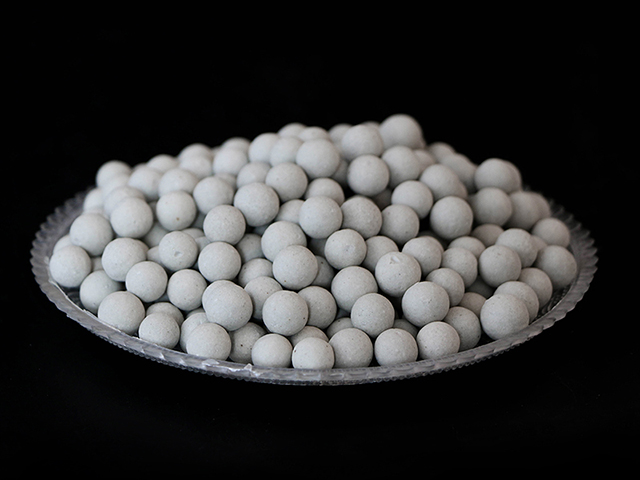惰性氧化铝瓷球的密度